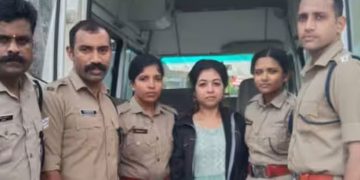 പിഎസ്‍സി ഇന്‍റർവ്യൂവിനിറങ്ങിയ യുവതി അപകടത്തിൽപ്പെട്ടു, രക്ഷകരായി ഫയർ ഫോഴ്സ്