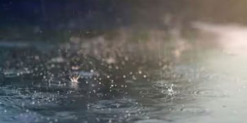 ഒമാനില്‍ വിവിധയിടങ്ങളില്‍ മഴ; ജാഗ്രതാ നിര്‍ദ്ദേശം നൽകി അധികൃതര്‍