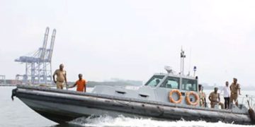 തീരദേശ പൊലീസിന് തോക്കും ഗ്രനേഡുകളും ഉപയോഗിക്കാന്‍ നിര്‍ബന്ധിത പരിശീലനം