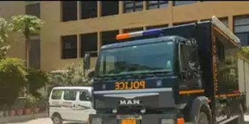 ഡൽഹിക്ക് പിന്നാലെ അഹമ്മദാബാദിലെ സ്കൂളുകൾക്ക് നേരെയും ബോംബ് ഭീഷണി ഇ-മെയിൽ