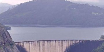 ഇടുക്കി അണക്കെട്ടിലെ ജലനിരപ്പ് മുന്നിലൊന്നായി കുറഞ്ഞു