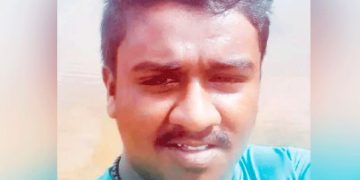 മ​ലി​ന​ജ​ലം ജീ​വ​നെ​ടു​ത്ത യു​വാ​വി​ന്റെ കു​ടും​ബ​ത്തി​ന് അ​ഞ്ചു​ല​ക്ഷം സ​ഹാ​യം