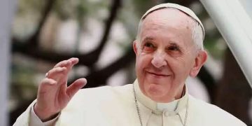 ഇറ്റലിക്കാർ കൂടുതൽ കുഞ്ഞുങ്ങളെ പ്രസവിക്കണം; കുട്ടികൾക്ക് പകരം വീടുകളിലുള്ളത് പട്ടികളും പൂച്ചകളും -മാർപാപ്പ