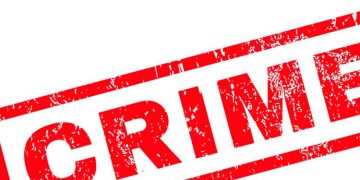 വിദ്യാർത്ഥിനിയെ നിർബന്ധിച്ച് അശ്ലീല വീഡിയോ കാണിച്ച അധ്യാപകനെതിരെ കേസ്