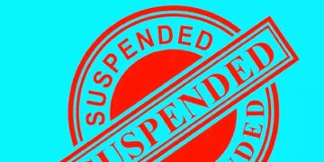 മദ്യത്തിൽ വെള്ളം ചേർത്ത് വിറ്റു; സർക്കാർ ജീവനക്കാരെ സസ്പെൻഡ് ചെയ്തു