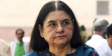 സുൽത്താൻപൂരിൽ നിന്ന് മത്സരിക്കാനൊരുങ്ങി മനേക ​ഗാന്ധി; നാമനിർദേശ പത്രിക സമർപ്പിച്ചു