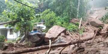 കോട്ടയം ഭരണങ്ങാനം ഇടമറുകിൽ ഉരുൾപൊട്ടി ; ആളപായമില്ല