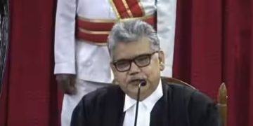 ‘ഞാൻ ആർഎസ്എസ് ആയിരുന്നു, വിളിച്ചാൽ ഇനിയും പോകും’; വിടവാങ്ങല്‍ പ്രസംഗത്തില്‍ കൽക്കട്ട ഹൈക്കോടതി ജഡ്ജി