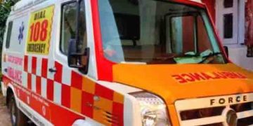 ശമ്പളം വൈകുന്നു, 108 ആംബുലൻസ് ജീവനക്കാർ സമരത്തിൽ, ആശുപത്രികളിൽ നിന്നുള്ള ട്രിപ്പുകൾ എടുക്കില്ല