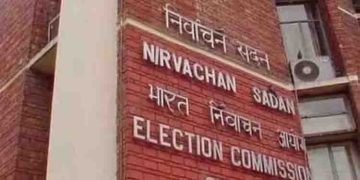 നിർണായക വാർത്ത സമ്മേളനം വിളിച്ച് തെരഞ്ഞെടുപ്പ് കമ്മീഷൻ; വോട്ടെണ്ണാൻ ഒരു ദിനം മാത്രം ബാക്കി, ഉറ്റുനോക്കി രാജ്യം