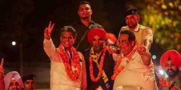 മേയർ തെരഞ്ഞെടുപ്പിലെ തട്ടിപ്പ് പ്രചാരണ ആയുധമാക്കി: കോൺഗ്രസ് സ്ഥാനാർത്ഥിക്ക് ഛണ്ഡീഗഢിൽ മിന്നുന്ന ജയം