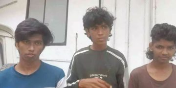 ബൈക്ക് മോഷ്ടിച്ച മൂന്ന് യുവാക്കൾ അരൂർ പൊലീസ് പിടിയിൽ