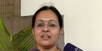 ‘2 മലയാളികളെ തിരിച്ചറിയാൻ കഴിഞ്ഞിട്ടില്ല, മൃതദേഹം എത്തിക്കാനുള്ള നടപടികൾ പുരോ​ഗമിക്കുന്നു’; മന്ത്രി വീണ ജോർജ്