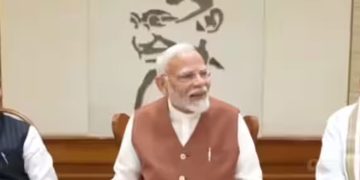 ജമ്മുകശ്മീരും ലഡാക്കും അവിഭാജ്യഘടകം, മറ്റ് ഒരു രാജ്യവും അഭിപ്രായം പറയേണ്ട; സുരക്ഷാ സാഹചര്യം വിലയിരുത്തി മോദി