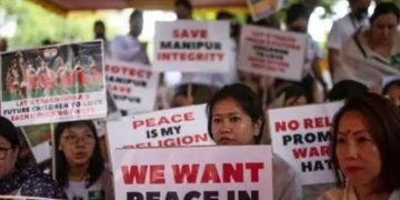 മെയ്തേയി, കുക്കി വിഭാഗങ്ങളുമായി ചർച്ച നടത്തും; മണിപ്പൂരിലേക്ക് കൂടുതൽ സേനയെ അയക്കുമെന്ന് കേന്ദ്രസർക്കാർ