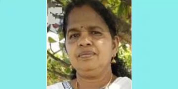 ഭര്‍ത്താവിനൊപ്പം യാത്ര ചെയ്യവേ ബൈക്ക് ടിപ്പറിനടിയിലേക്ക് മറിഞ്ഞു, വീട്ടമ്മക്ക് ദാരുണാന്ത്യം