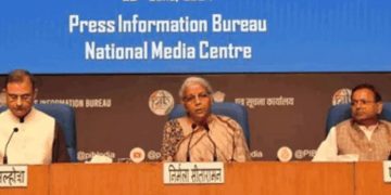 ബയോമെട്രിക് അധിഷ്‌ഠിത ആധാർ അഖിലേന്ത്യാടിസ്ഥാനത്തിൽ കൊണ്ടുവരുമെന്ന് നിർമല സീതാരാമൻ