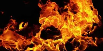 വർക്കലയിൽ ഭർത്താവ് ഭാര്യയെയും മകനെയും തീകൊളുത്തി, പൊളളലേറ്റ ഭർത്താവ് മരിച്ചു, ഭാര്യയും മകനും ചികിത്സയിൽ