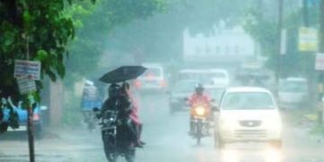 സംസ്ഥാനത്ത് ഇന്ന് അതിതീവ്ര മഴ മുന്നറിയിപ്പ്; 3 ജില്ലകളിൽ റെഡ് അലർട്ട്, എല്ലാ ജില്ലകളിലും മഴ മുന്നറിയിപ്പ്