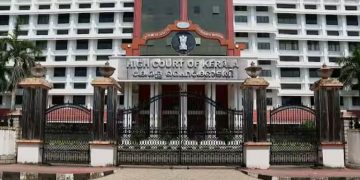 മൂന്നാറിലെ വ്യാജപട്ടയം; 19 റവന്യൂ ഉദ്യോഗസ്ഥർക്കെതിരെ സിബിഐ അന്വേഷണം വേണ്ടിവരുമെന്ന് ഹൈക്കോടതി