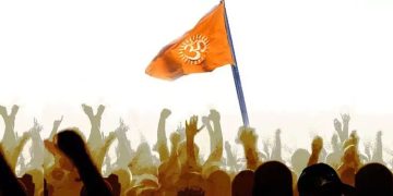 ബലിയർപ്പിക്കാൻ മൃ​ഗങ്ങളെ കൊണ്ടുവന്നതിന് മദ്രസക്ക് നേരെ ഹിന്ദുത്വവാദികളുടെ ആക്രമണം; നിരവധി പേർക്ക് പരിക്ക്