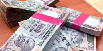 നിക്ഷേപങ്ങൾക്ക് ഉയർന്ന പലിശ വേണോ; ഈ മാസം അവസാനിക്കും മുൻപ് ഈ ബാങ്കുകളെ സമീപിക്കാം