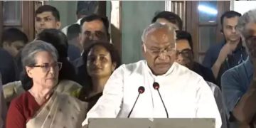 ഉചിതമായ സമയത്ത് ഉചിതമായ തീരുമാനമെടുക്കും; മോദിയുടെ ഫാഷിസ്റ്റ് ഭരണത്തിനെതിരെ പോരാട്ടം തുടരുമെന്നും ഖാർഗെ