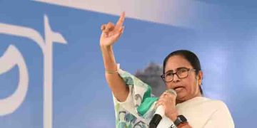 തുടക്കമൊന്ന് പകച്ചു, ബംഗാളിൽ ലീഡ് തിരിച്ചുപിടിച്ച് തൃണമൂൽ; ഇന്ത്യ സഖ്യത്തിന് ലീഡ് ഒരു സീറ്റിൽ മാത്രം