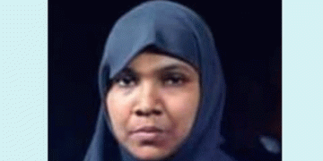 മാലിന്യത്തില്‍ സാനിറ്റൈസര്‍ ഒഴിച്ച് കത്തിക്കാന്‍ ശ്രമിക്കുന്നതിനിടയില്‍ ഗുരുതരമായി പൊള്ളലേറ്റ വീട്ടമ്മ മരിച്ചു