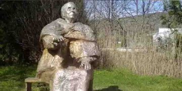 ‘2025 -ൽ മനുഷ്യത്വത്തിന്റെ അന്ത്യമാരംഭിക്കും, 5079 -ൽ ലോകാവസാനം’; ചർച്ചയായി ബാബ വം​ഗയുടെ പ്രവചനം