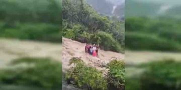 അവധി ആഘോഷിക്കാനെത്തിയതാണ്, പക്ഷേ കാത്തിരുന്നത് ദുരന്തം; പിഞ്ചുകുട്ടിയടക്കം 5 പേർ ഒലിച്ചുപോയത് മരണമുഖത്തേക്ക്