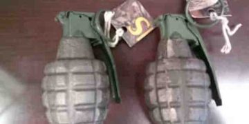 യാത്രക്കാരൻ കൊണ്ടുവന്ന ഹാന്റ് ബാഗ് സ്കാൻ ചെയ്തപ്പോൾ രണ്ട് ഗ്രനേഡുകൾ; ഹവായ് വിമാനത്താവളം ഒഴിപ്പിച്ച് അധികൃതർ