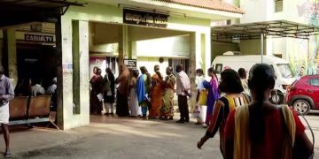 കേരളത്തിൽ 3 പനി മരണം കൂടി, 24 മണിക്കൂറിൽ 159 പേർക്ക് ഡെങ്കിപ്പനി സ്ഥിരീകരിച്ചു, 42 പേർക്ക് എച്ച് 1 എൻ 1