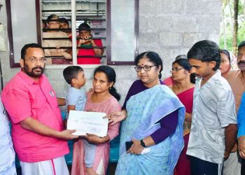 കുവൈത്ത് തീപിടിത്തം: ബിനോയ് തോമസിന്റെ കുടുംബത്തിന് 14 ലക്ഷം കൈമാറി