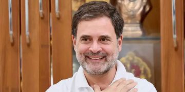 ‘പ്രിയപ്പെട്ട രാഹുൽ, താങ്കൾ സ്വയം ജ്വലിച്ച് മുന്നോട്ട് തന്നെ പോവുക’