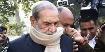 1984 സിഖ് വിരുദ്ധ കലാപം: സജ്ജൻ കുമാർ ആശുപത്രിയിൽ, അന്തിമ വാദം കേൾക്കുന്നത് കോടതി മാറ്റിവച്ചു