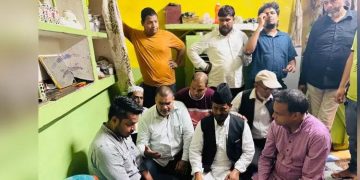 ആൾക്കൂട്ട കൊലപാതകം: ഹാരിസ് ബീരാൻ എം.പി അലീഗഢ് ജില്ലാ മജിസ്ട്രേറ്റിനെ കണ്ടു