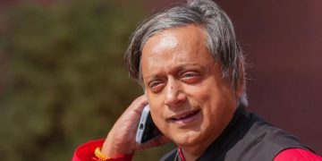 വിഴിഞ്ഞം ട്രയൽ റണ്ണിൽ പങ്കെടുക്കില്ലെന്ന് ശശി തരൂർ