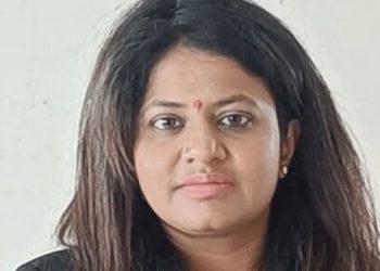 പ്രത്യേകം വീടു വേണം, കാറും; പുണെയിലെ ട്രെയ്നി ഐ.എ.എസ് ഉദ്യോഗസ്ഥയുടെ വാട്സ് ആപ് സന്ദേശം പുറത്ത്