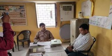 പ്രവൃത്തി സമയത്ത് കാൻഡി ക്രഷ് കളിച്ചു; യു.പിയിൽ സ്കൂൾ അധ്യാപകന് സസ്പെൻഷൻ