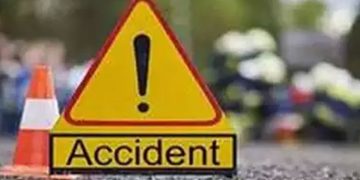 കണ്ണൂരിൽ പെട്രോൾ പമ്പ് ജീവനക്കാരനോട് പൊലീസുകാരന്റെ അതിക്രമം; ജീവനക്കാരനെ ബോണറ്റിലിരുത്തി കാറോടിച്ചു