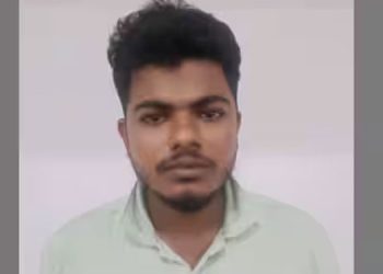 വിദ്യാര്ത്ഥിനിയെ പീഡിപ്പിച്ച് മൊബൈലിൽ ദൃശ്യം പകര്ത്തി, പ്രചരിപ്പിക്കുമെന്ന് ഭീഷണി, മദ്രസ അധ്യാപകൻ അറസ്റ്റിൽ