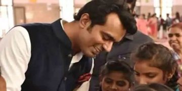 വ്യാജ മെഡിക്കൽ സർട്ടിഫിക്കറ്റ്: പൂജ ഖേദ്കറിനു മുമ്പ് മറ്റൊരു ഐ.എ.എസ് ഉദ്യോഗസ്ഥനു നേരെയും ആരോപണം