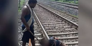 മോഷണം സംശയിച്ച് 12കാരന് റെയിൽവേ ട്രാക്കിൽ കെട്ടിയിട്ട് ക്രൂര മർദനം