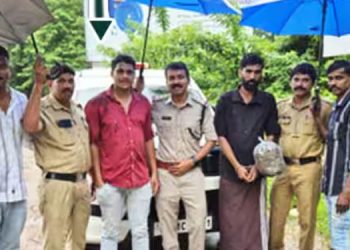 ബസ് സ്റ്റാൻഡും പ്രദേശത്തെ വിദ്യാഭ്യാസ സ്ഥാപനങ്ങളുമാണ് ലക്ഷ്യം; ഏറനാട് സ്വദേശിയെ കഞ്ചാവുമായി പിടികൂടി എക്സൈസ്