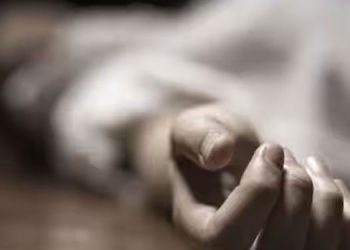 കുവൈത്തില് പ്രവാസി തൊഴിലാളി കെട്ടിടത്തിൽ നിന്ന് വീണ് മരിച്ചു