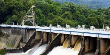 പെരിങ്ങൽക്കുത്ത് ഡാമിലെ രണ്ടു ഷട്ടറുകൾ തുറന്നു; ജാഗ്രത നിർദേശം