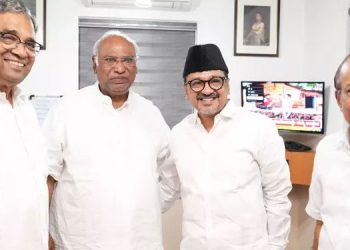 സാദിഖലി തങ്ങളും കുഞ്ഞാലിക്കുട്ടിയും ഖാർഗെയെ സന്ദർശിച്ചു