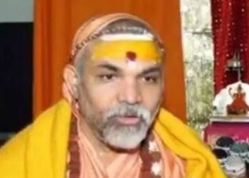 ഉദ്ധവ് താക്കറെ വഞ്ചനയുടെ ഇര, ഒറ്റു​കാർക്ക് ഹിന്ദുവാകാൻ കഴിയില്ല -ശങ്കരാചാര്യ സ്വാമി