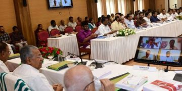 കേന്ദ്രം നൽകേണ്ട സംസ്ഥാന വിഹിതത്തിനായി എംപിമാർ സംയുക്തമായി നിവേദനം നൽകും; തീരുമാനം മുഖ്യമന്ത്രി വിളിച്ച യോ​ഗത്തിൽ